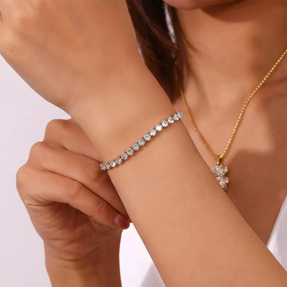 Brățară tennis din oțel inoxidabil placată cu aur 18K, cu zirconiu cubic de 3 mm, de la marca Miagini.