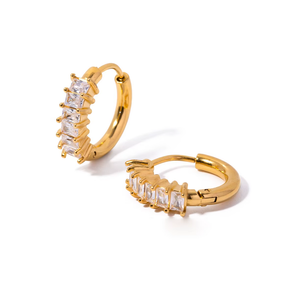 Cercei Huggie cu Zirconiu Cubic Otel Inoxidabil placat cu aur 18K