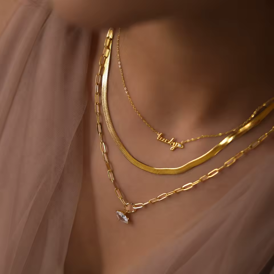 Colier cu Pandantiv Marquise si Zirconiu Cubic Otel Inoxidabil placat cu aur 18K